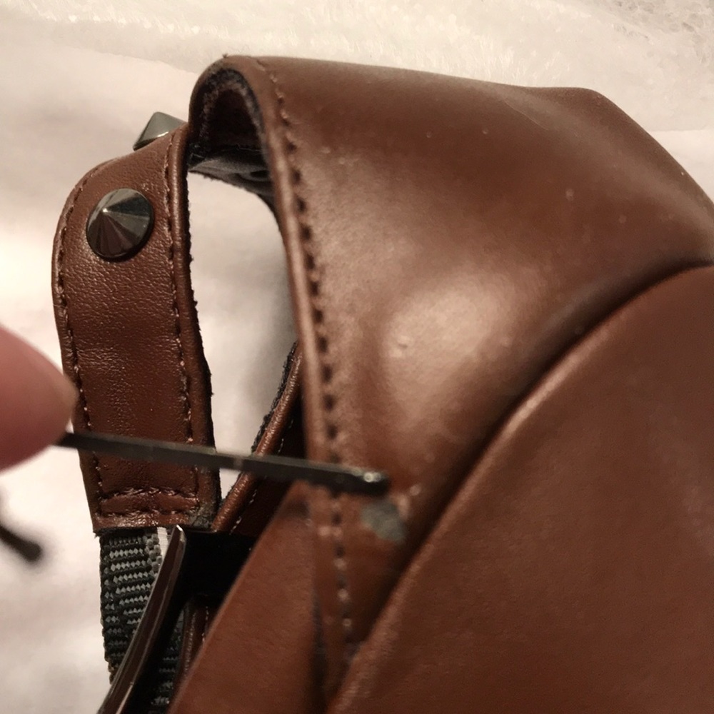 COPY - Manolo Blahnik Sandal Heels - Picture 11 of 11